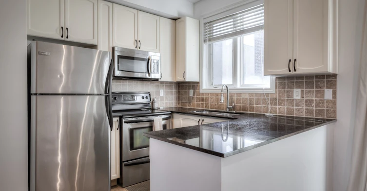 72 River Street, Toronto, ON, M5A 3N9 - 2