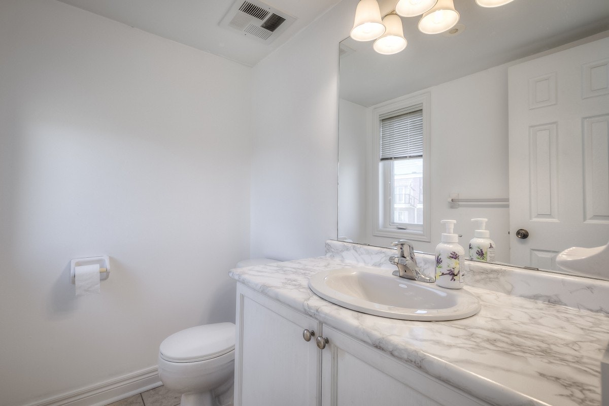 72 River Street, Toronto, ON, M5A 3N9 - 10