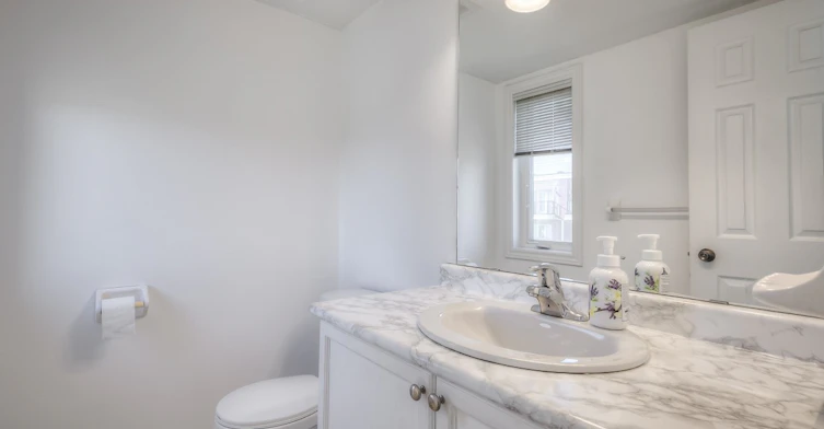 72 River Street, Toronto, ON, M5A 3N9 - 10