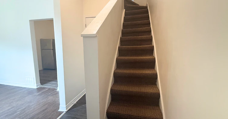 3 Clinton Street, Hamilton, ON, L8L 3J8 - 4