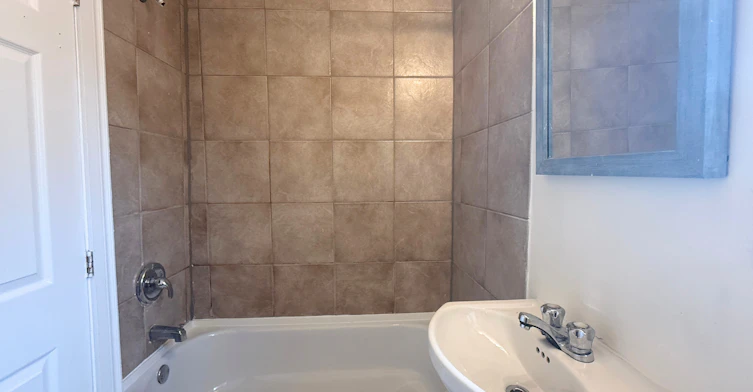 3 Clinton Street, Hamilton, ON, L8L 3J8 - 9