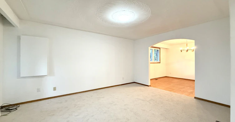 100 Taymall Street, Hamilton, ON, L8W 1Z4 - 3