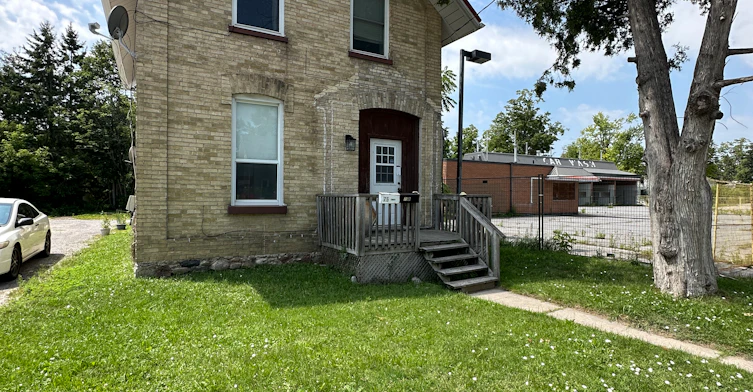 75 Lindsay Street N, Kawartha Lakes, ON, K9V 1T7 - 11