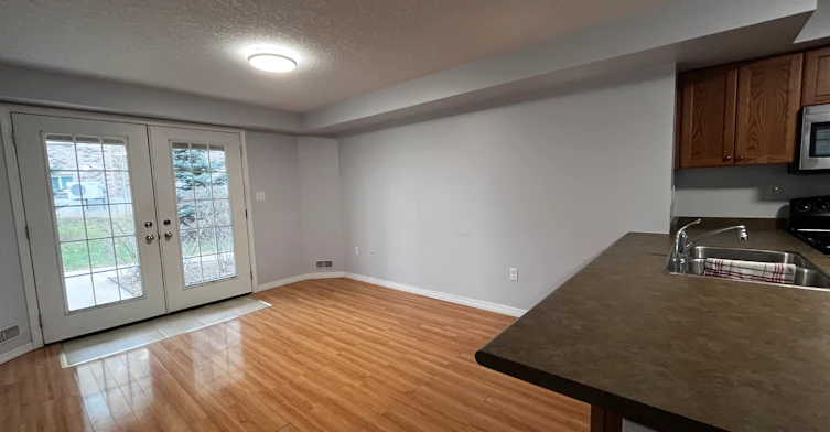 35 Mountford Drive, Guelph, ON, N1E 0G6 - 8