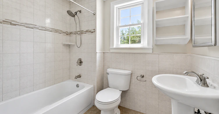 Unit 2-86 Balmoral Avenue S, Hamilton, ON, L8M 3J9 - 10