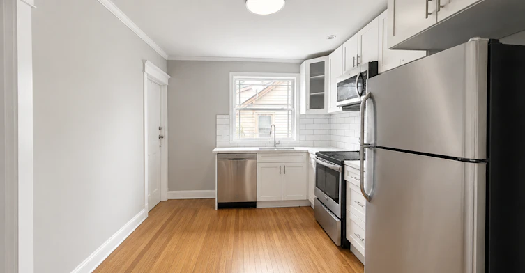 Unit 2-86 Balmoral Avenue S, Hamilton, ON, L8M 3J9 - 2