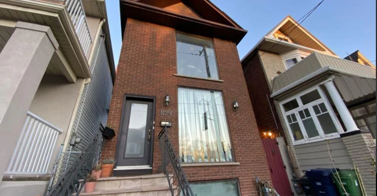 BSMT-829 Pape Avenue, Toronto, ON, M4K 3T4 - 9