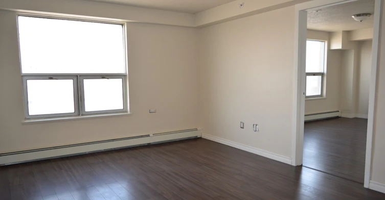 570 King Street West, Hamilton, ON, L8P 1C2 - 3