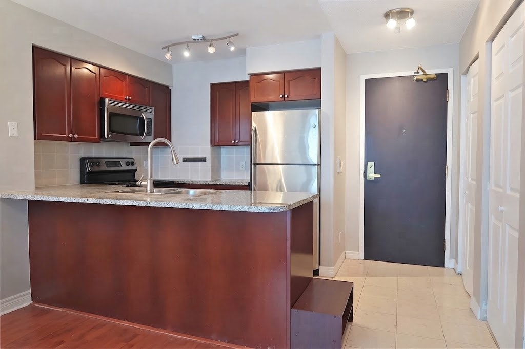 1712-51 Lower Simcoe Street, Toronto, ON, M5J 3A2