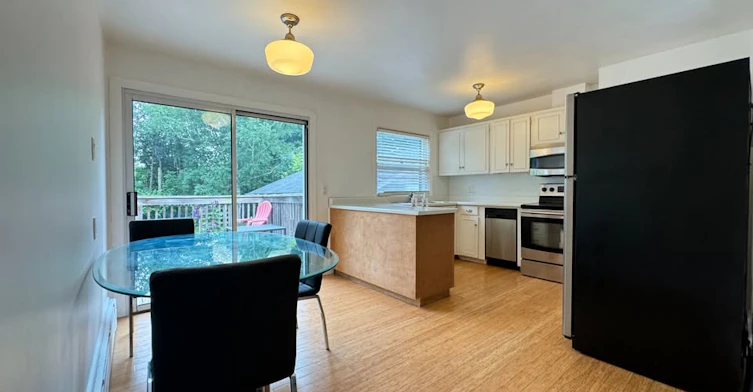 Upper Level-73 Eugenia Street, Barrie, ON, L4M 1P9 - 10