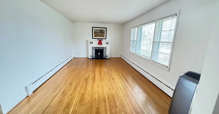Upper Level-73 Eugenia Street, Barrie, ON, L4M 1P9 - 4