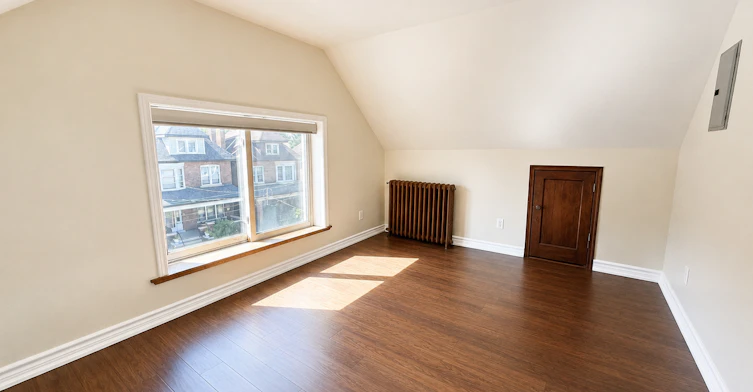 91 Carrick Avenue, Hamilton, ON, L8M 2W5 - 6