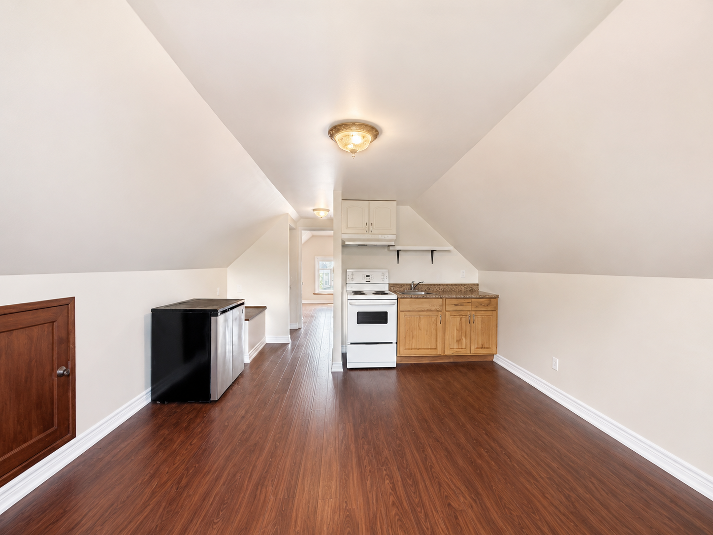 91 Carrick Avenue, Hamilton, ON, L8M 2W5 - 3