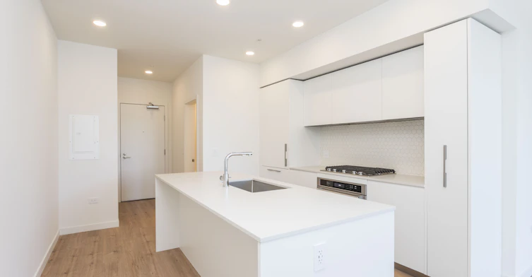 303-1500 Scott Crescent, Squamish, BC, V8B 1G5 - 2