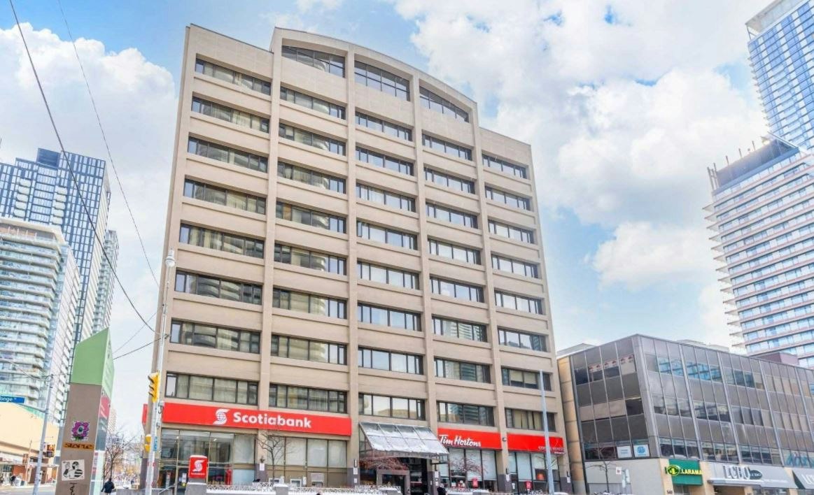 703-555 Yonge Street, Toronto, ON, M4Y 3A6 - 19