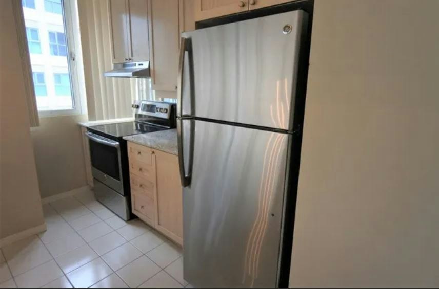 703-555 Yonge Street, Toronto, ON, M4Y 3A6 - 5