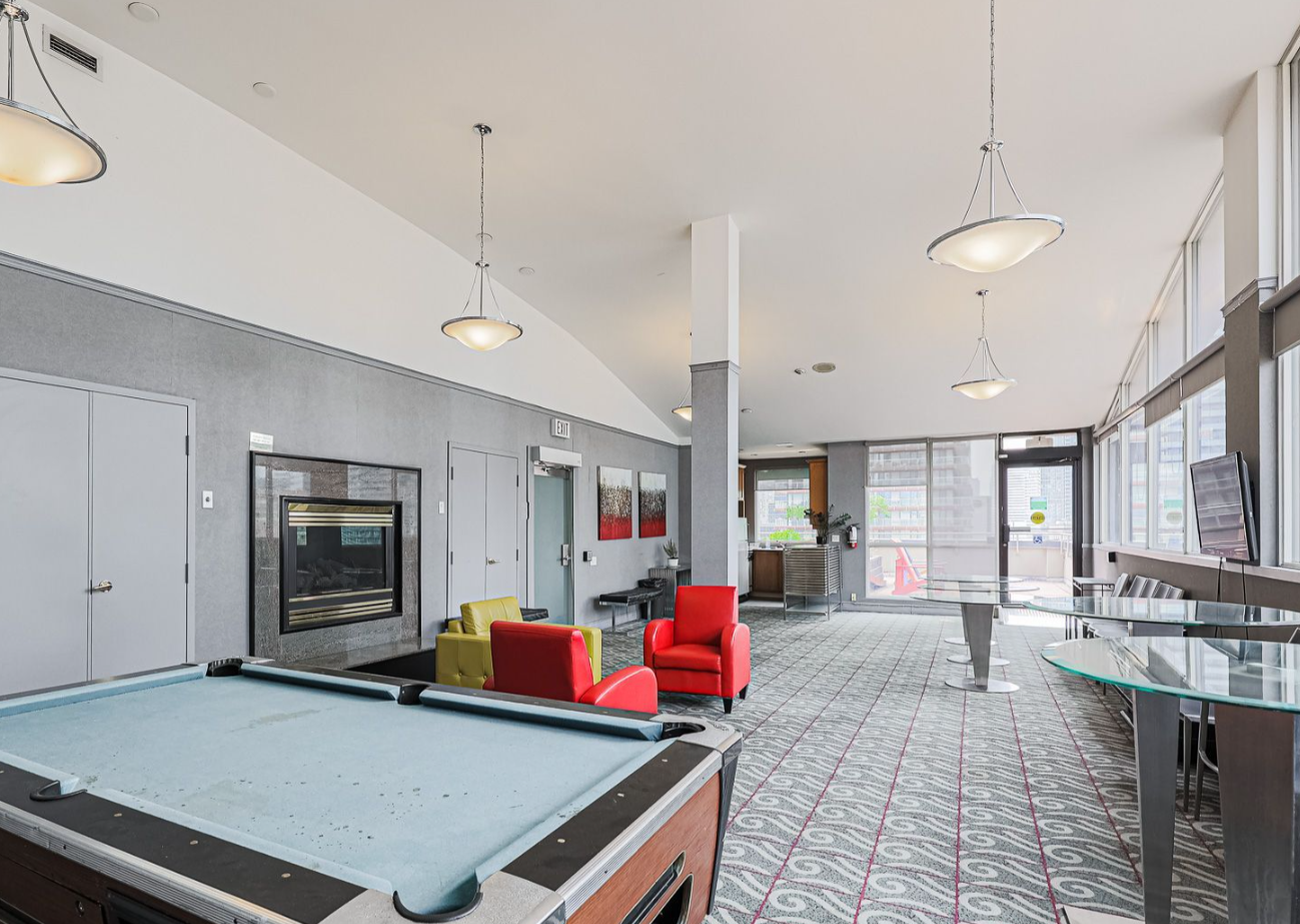 703-555 Yonge Street, Toronto, ON, M4Y 3A6 - 16
