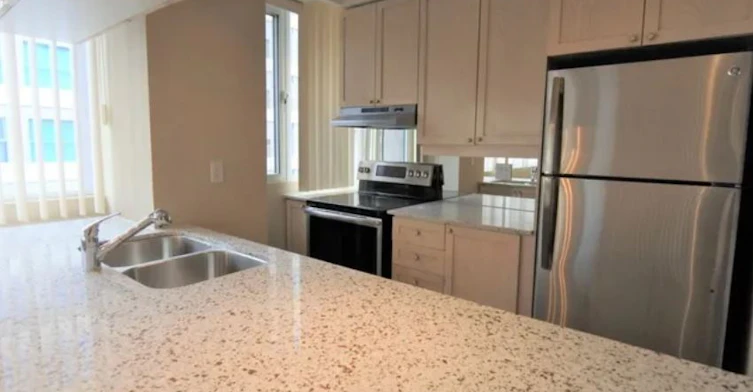 703-555 Yonge Street, Toronto, ON, M4Y 3A6 - 4