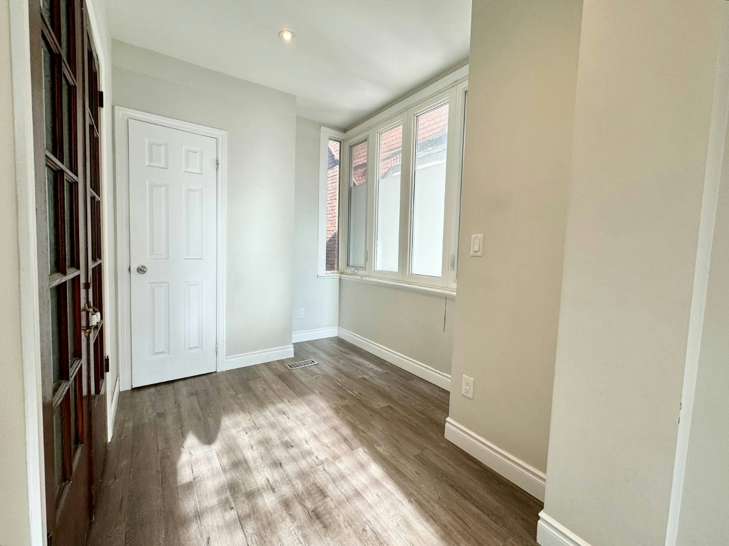 Lower B-48 Dewhurst Boulevard, Toronto, ON, M4J 3H9 - 10