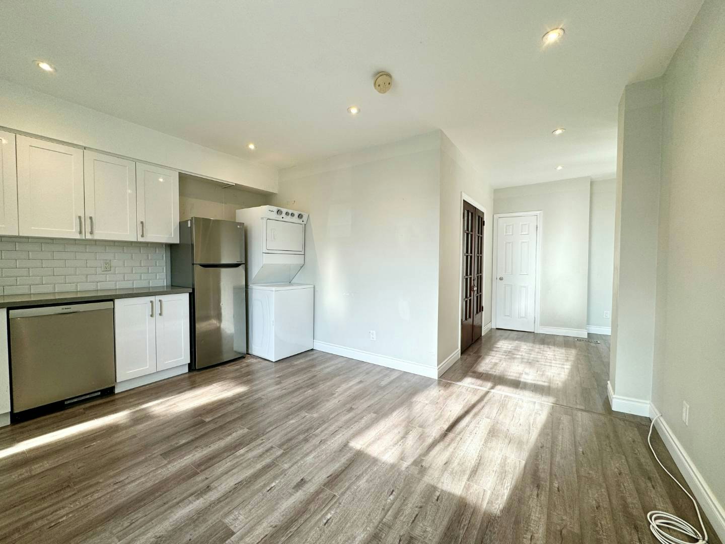 Lower B-48 Dewhurst Boulevard, Toronto, ON, M4J 3H9 - 2