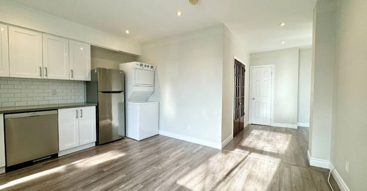 Lower B-48 Dewhurst Boulevard, Toronto, ON, M4J 3H9 - 2