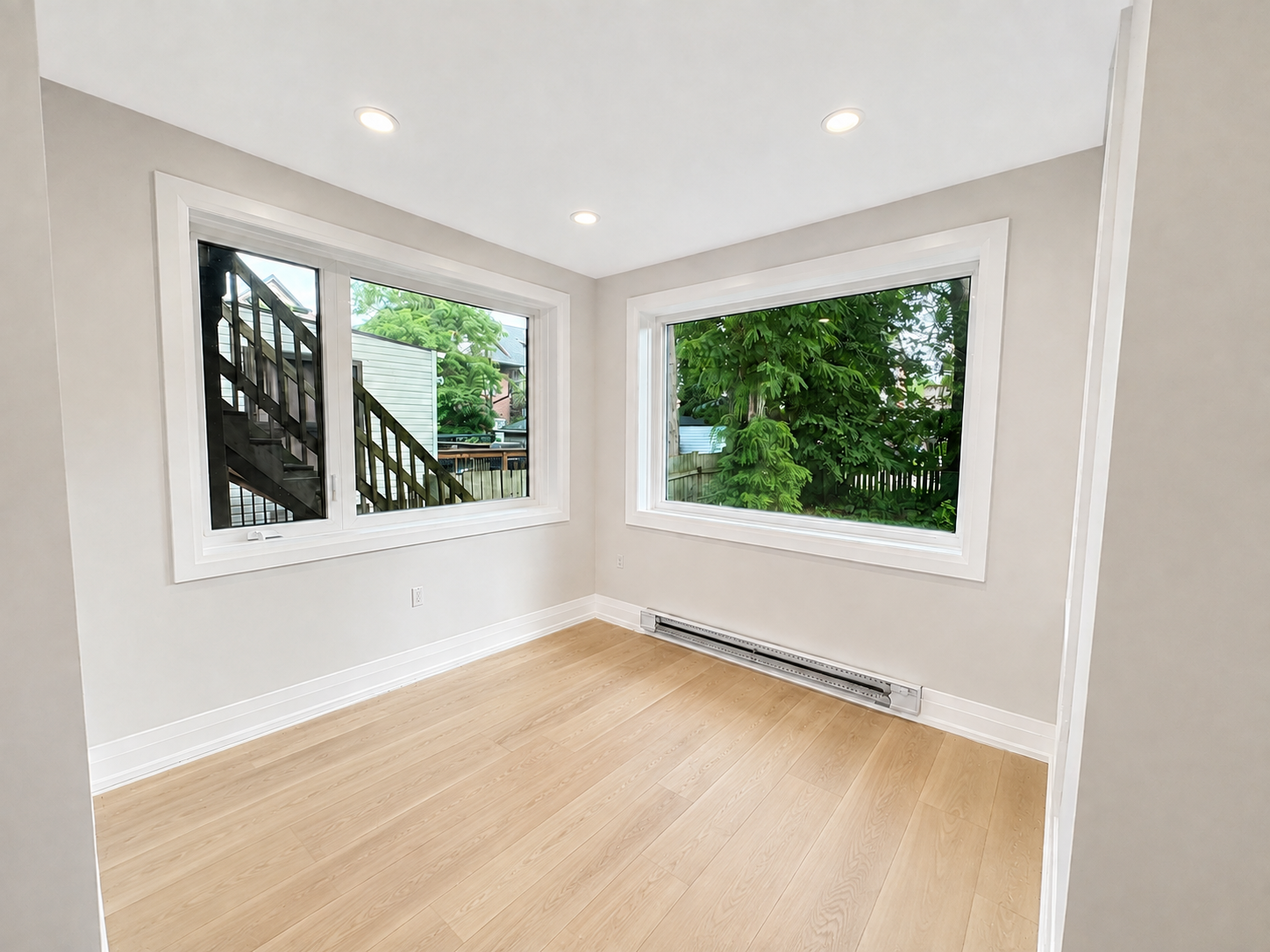 Unit 1-5 Cumberland Avenue, Hamilton, ON, L8M 1Y6 - 2