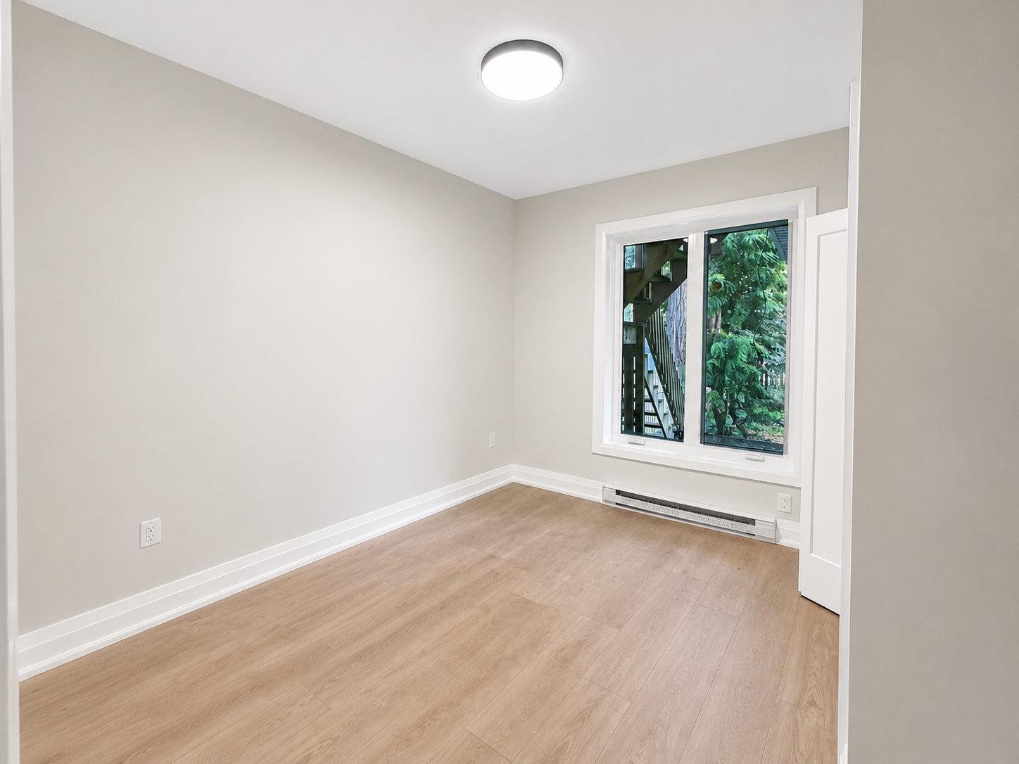 Unit 1-5 Cumberland Avenue, Hamilton, ON, L8M 1Y6 - 7