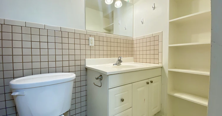 BSMT-589 Annette Street Bsmt, Toronto, ON, M6S 2C3 - 10
