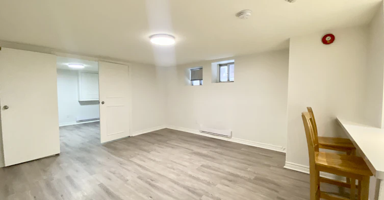 BSMT-589 Annette Street Bsmt, Toronto, ON, M6S 2C3 - 2