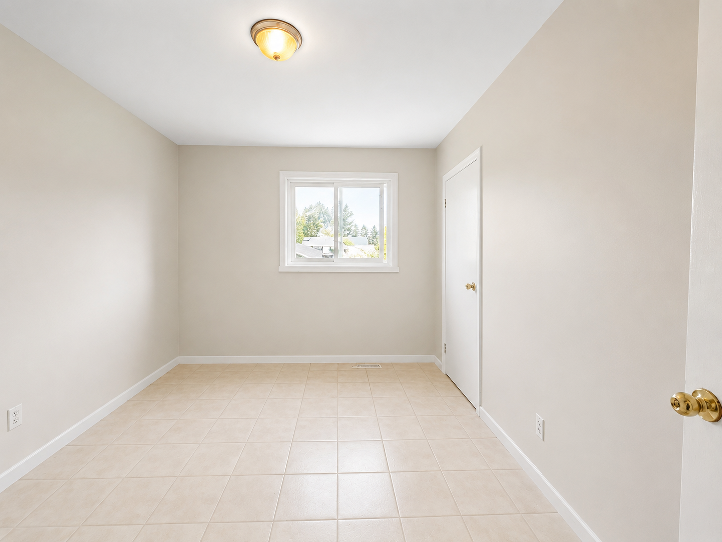 1572 Shore Drive North, Cayuga, ON, N0A 1K0 - 5