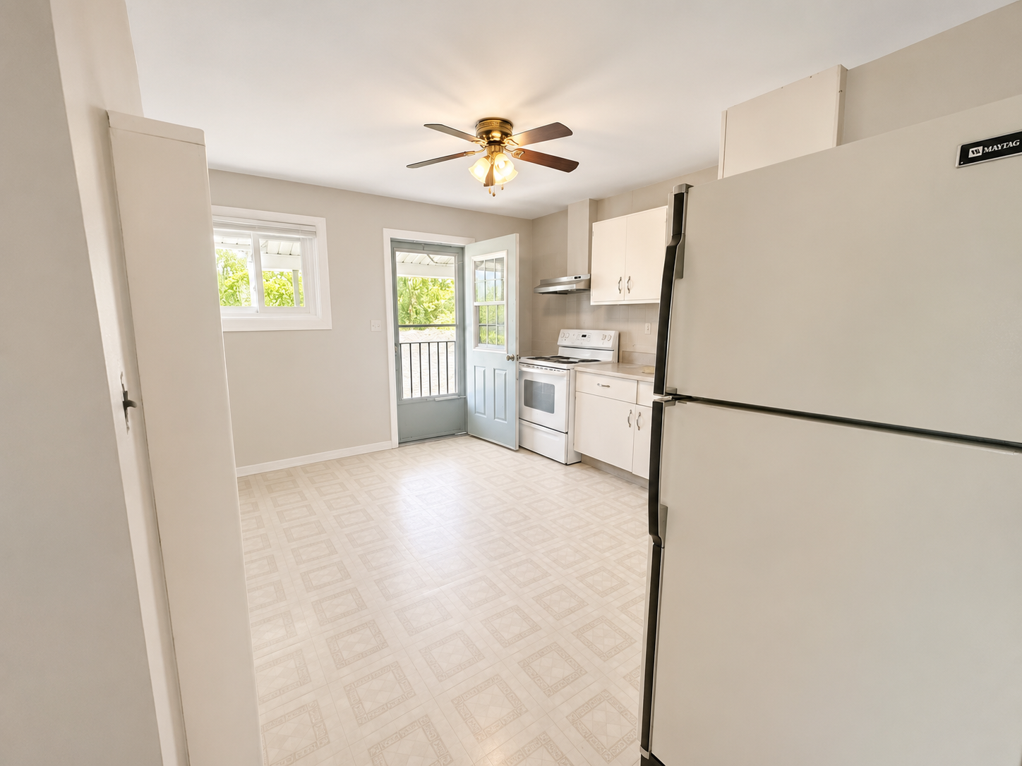 1572 Shore Drive North, Cayuga, ON, N0A 1K0 - 3