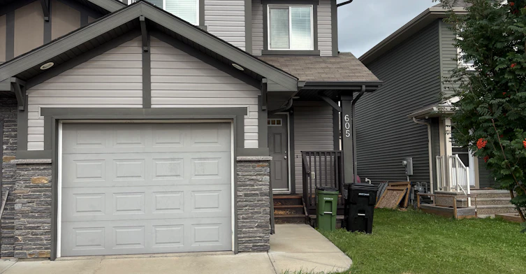 605 175a Street Southwest, Edmonton, AB, T6W 2G5