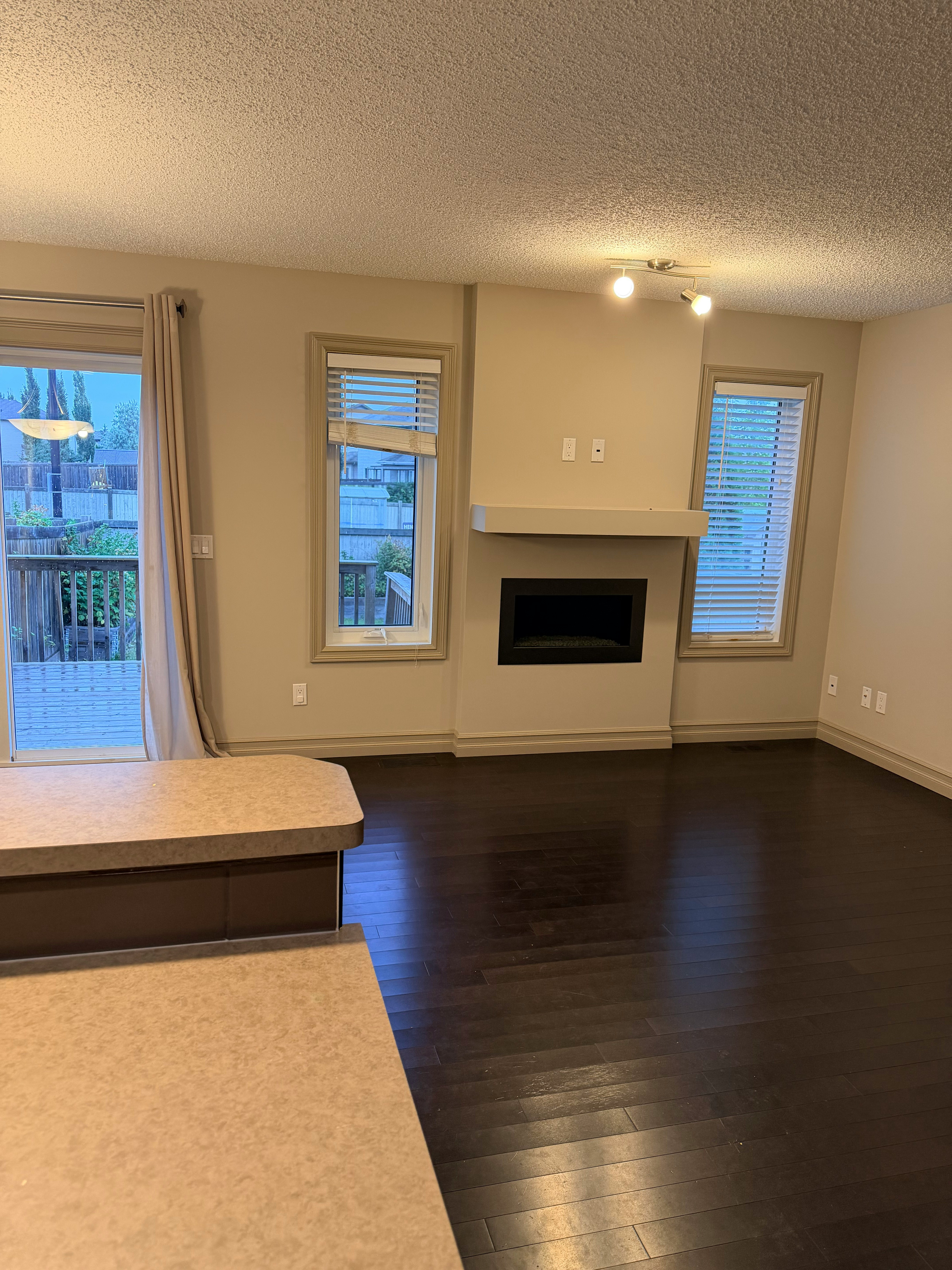 605 175a Street Southwest, Edmonton, AB, T6W 2G5 - 11