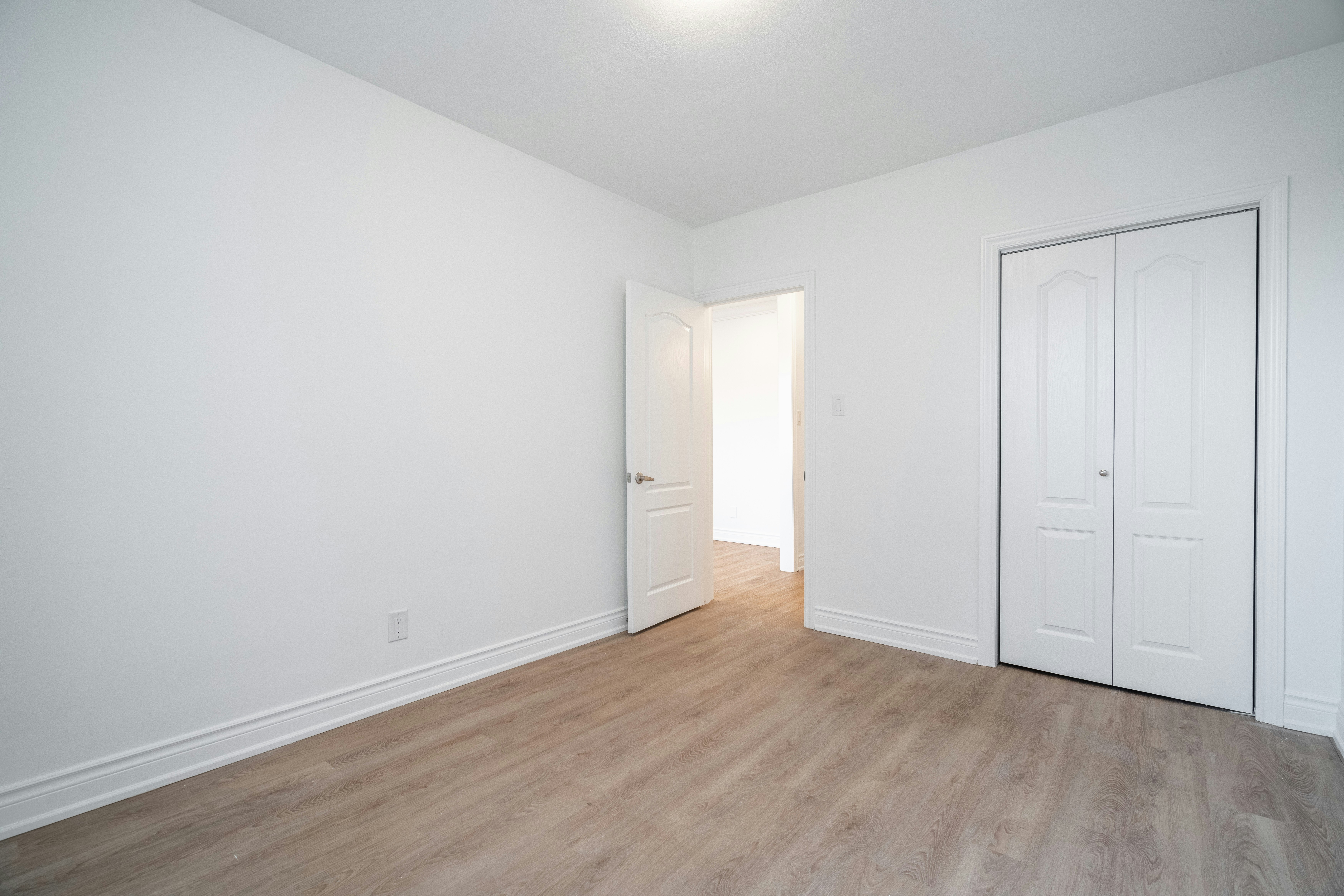 203-112 St Josephs Drive, Hamilton, ON, L8N 2E7 - 12