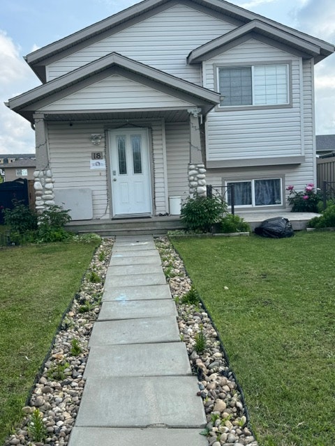 1-18 Pinnacle Grove, Grande Prairie, AB, T8W 2Z2 - 2