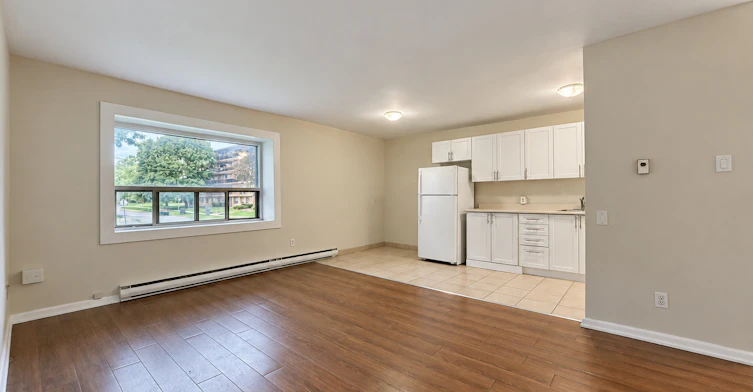 108-880 Colborne Road, Sarnia, ON, N7V 3K3 - 2