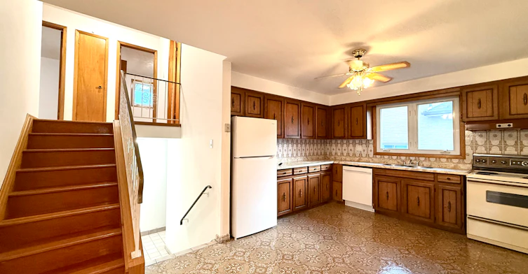 1-100 Taymall Street, Hamilton, ON, L8W 1Z4 - 11