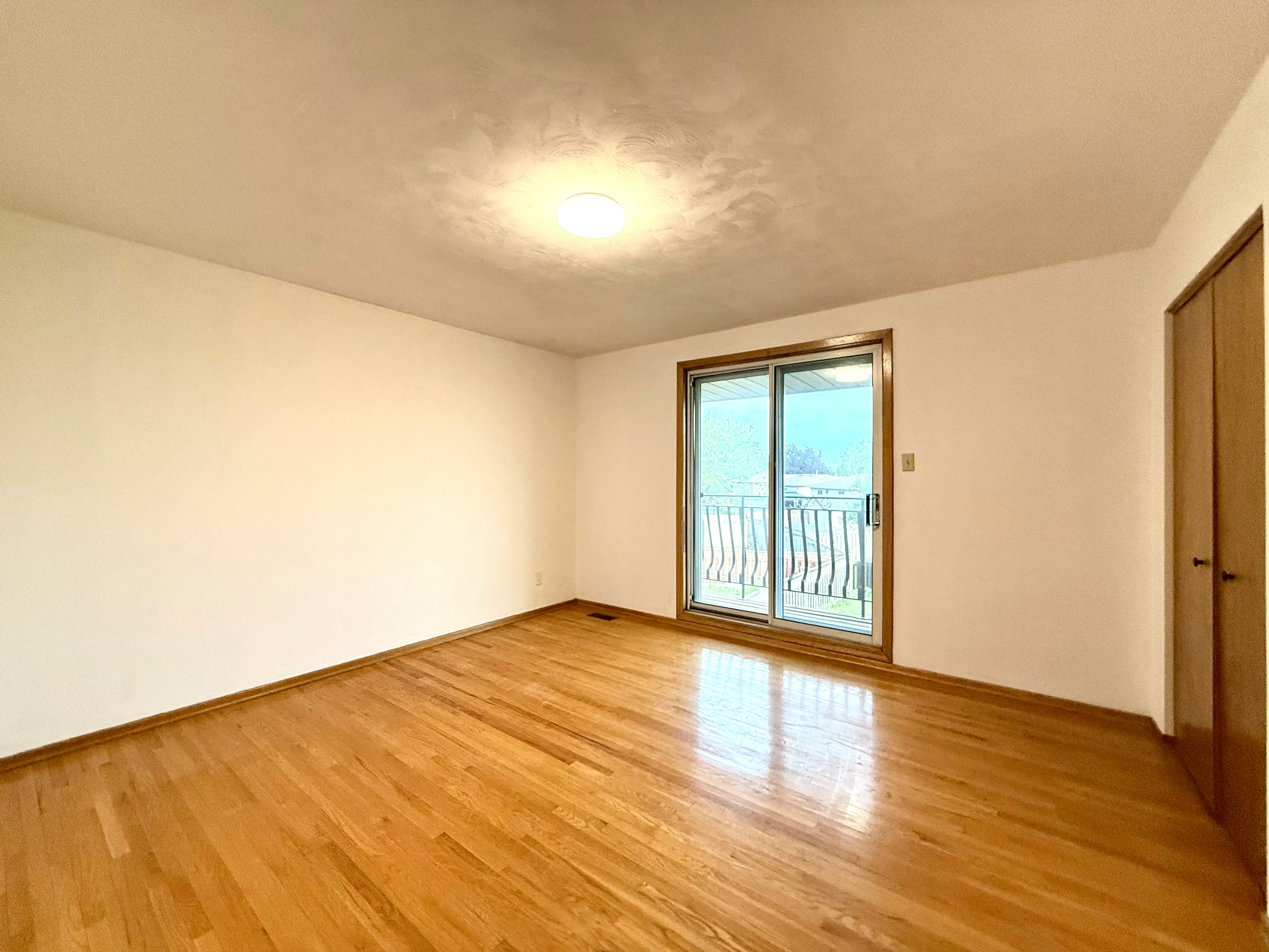 1-100 Taymall Street, Hamilton, ON, L8W 1Z4 - 18