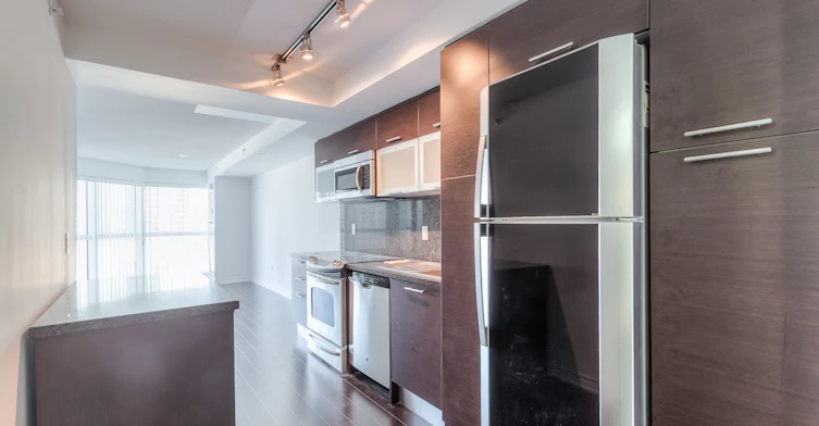 1816-386 Yonge Street, Toronto, ON, M5B 0A5 - 4