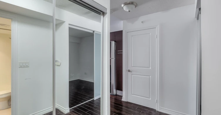 1816-386 Yonge Street, Toronto, ON, M5B 0A5 - 17