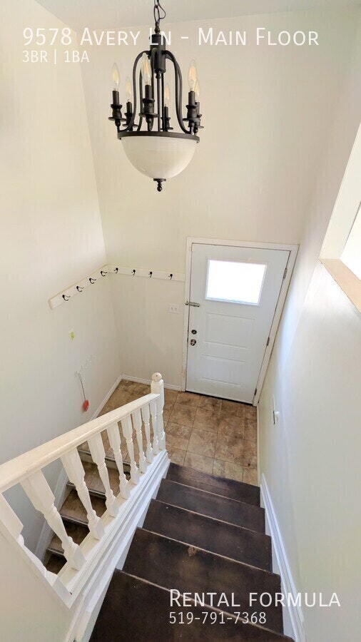 9578 Avery Lane, Windsor, ON, N8R 2A2 - 10
