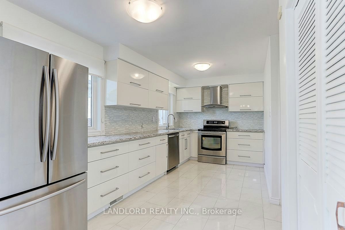 21 Pineway Boulevard, Toronto, ON, M2H 1A3