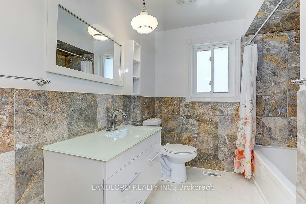21 Pineway Boulevard, Toronto, ON, M2H 1A3 - 26