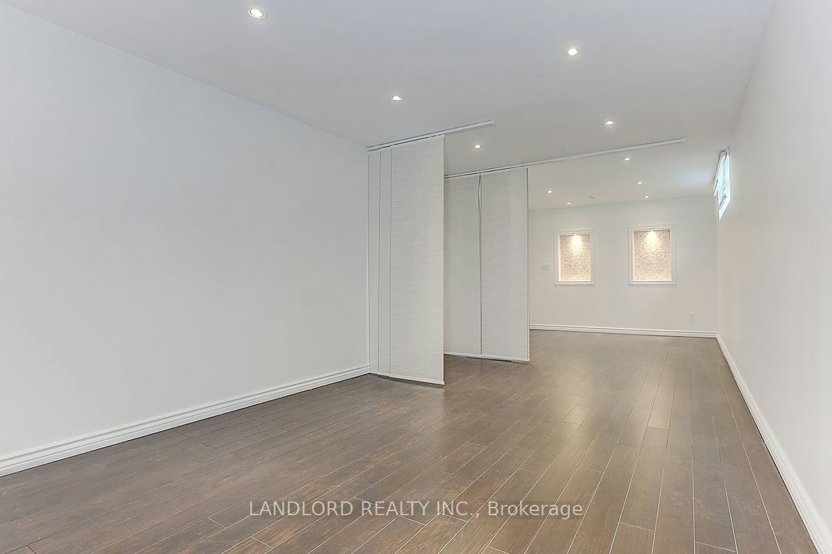 21 Pineway Boulevard, Toronto, ON, M2H 1A3 - 29