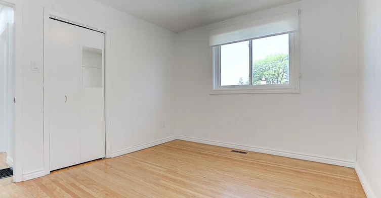 21 Pineway Boulevard, Toronto, ON, M2H 1A3 - 21