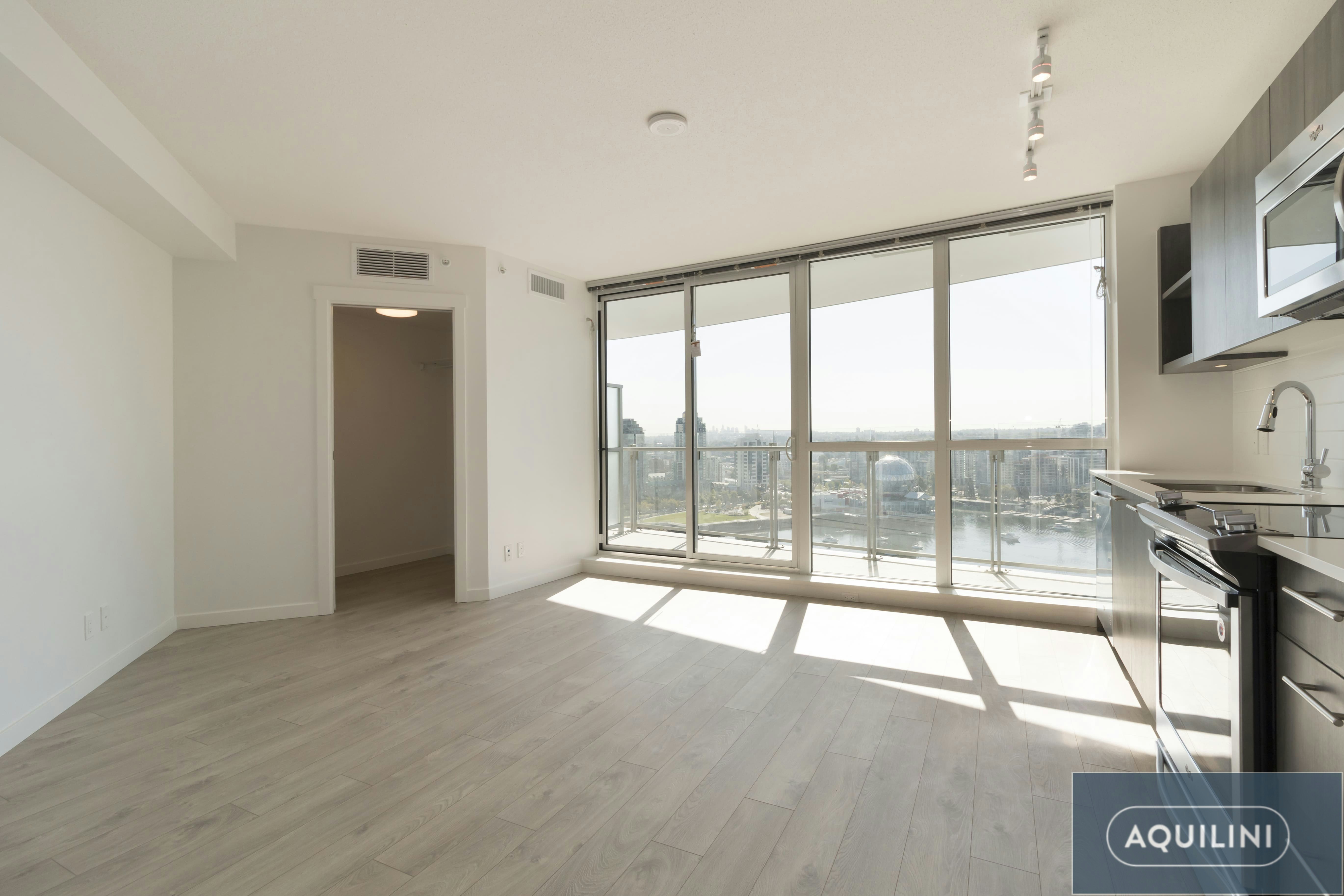 704-685 Pacific Boulevard, Vancouver, BC, V6B 0R4 - 3