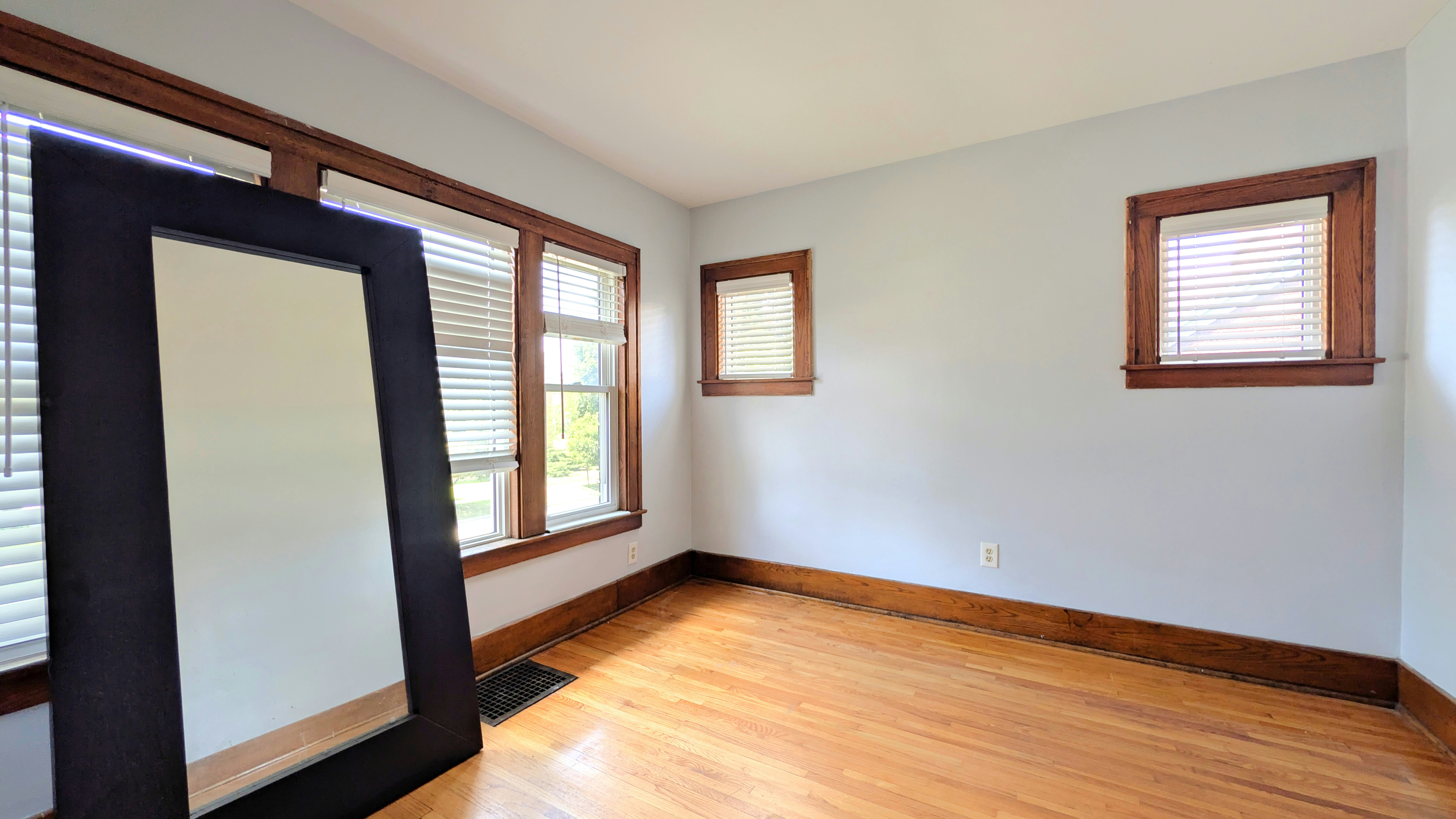 322 Partington Avenue, Windsor, ON, N9B 2N5 - 7