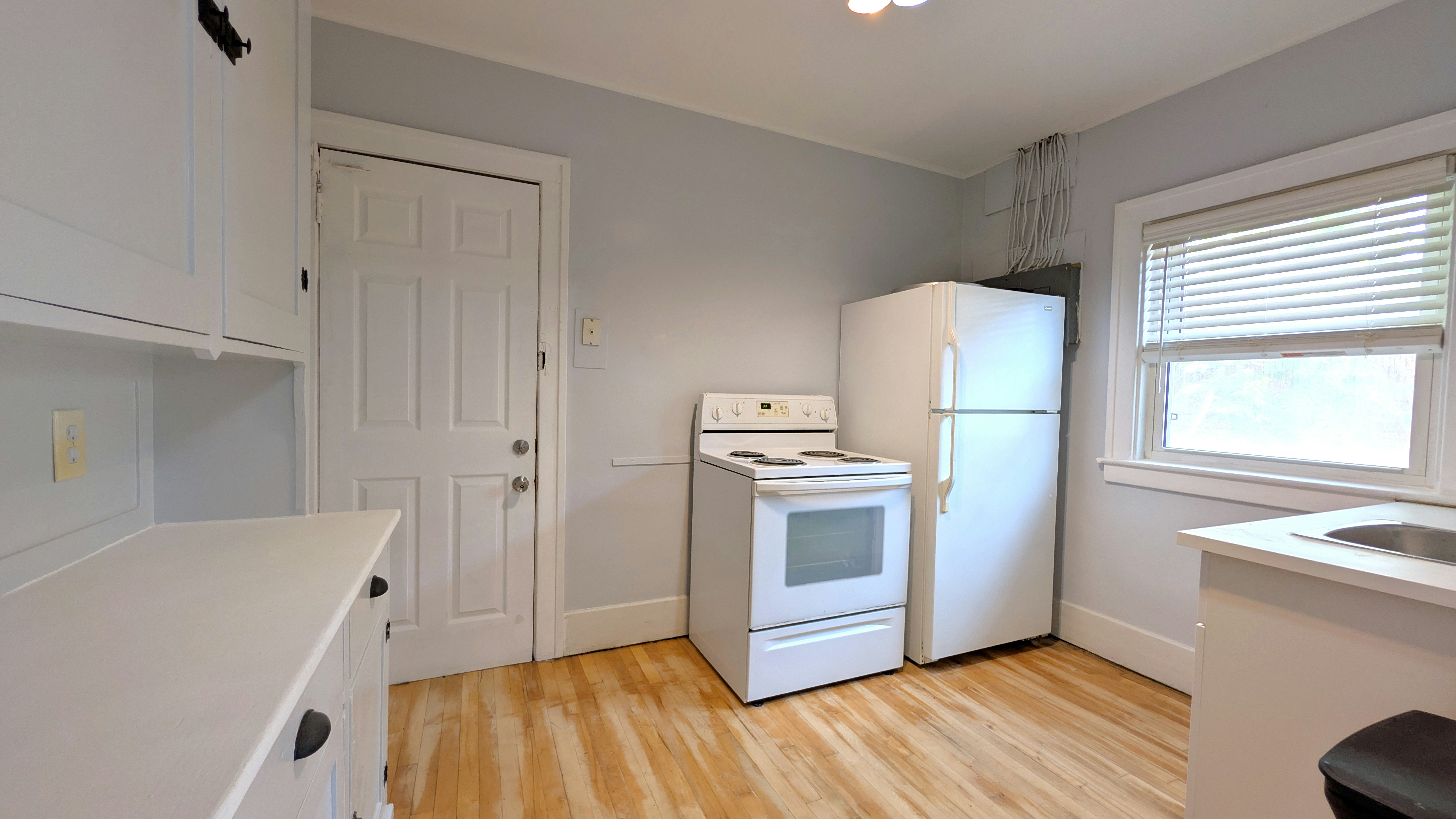 322 Partington Avenue, Windsor, ON, N9B 2N5 - 4