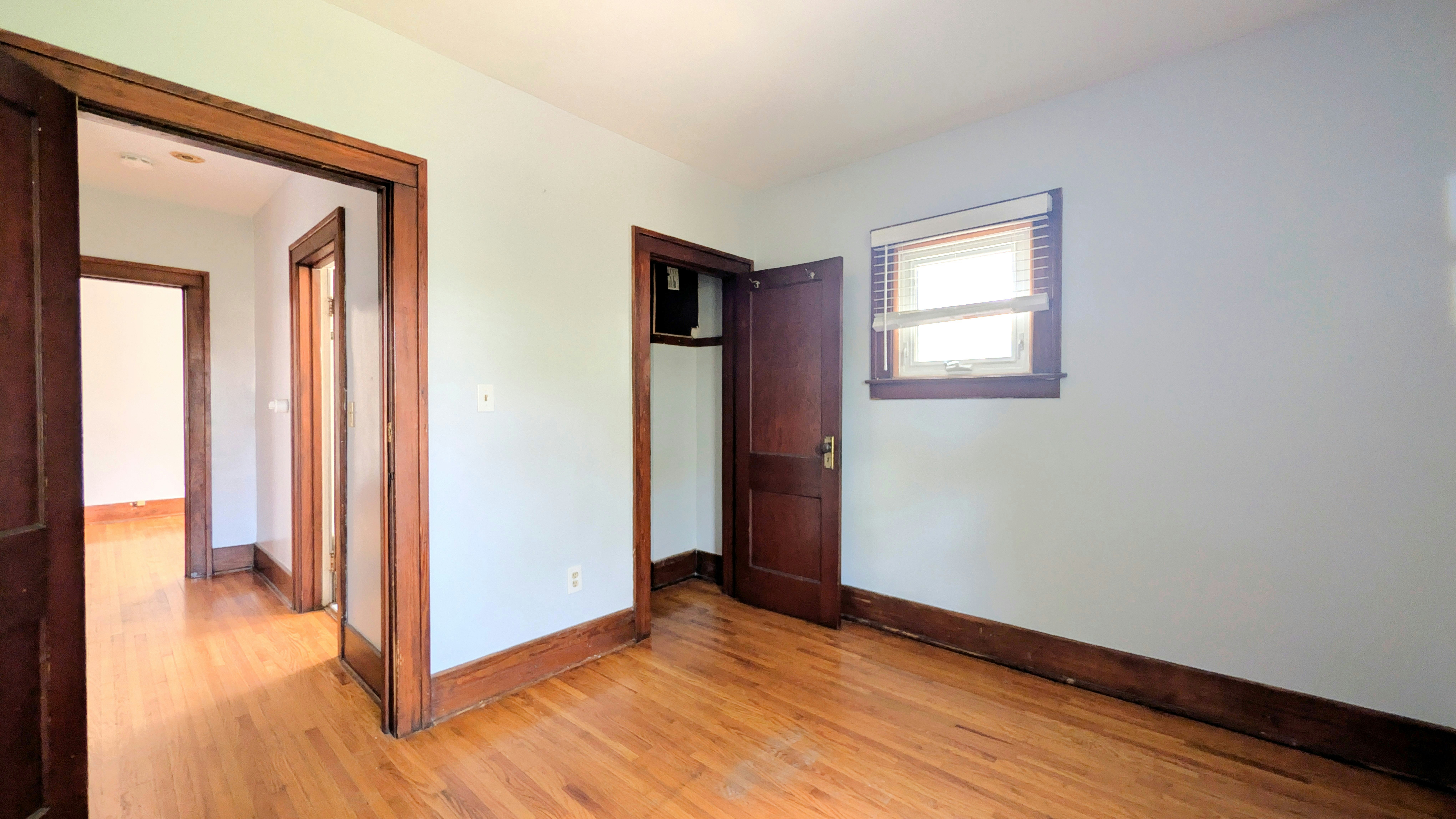 322 Partington Avenue, Windsor, ON, N9B 2N5 - 10