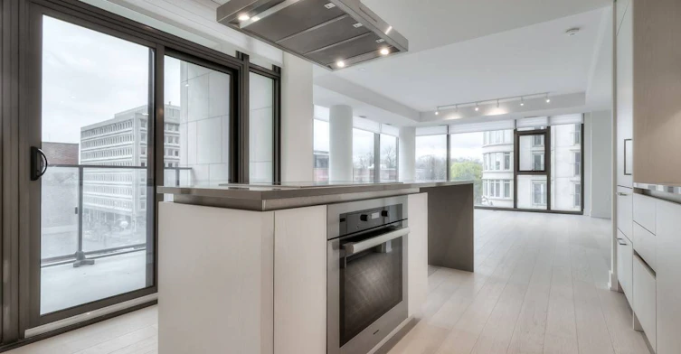 U304-6 Jackes 304 Avenue, Toronto, ON, M4T 0A5